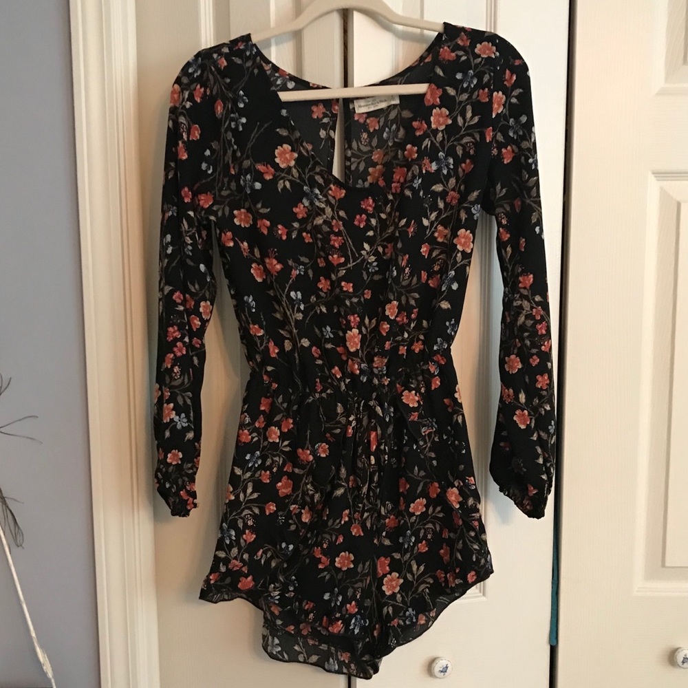 Black ABERCROMBIE floral pattern romper.